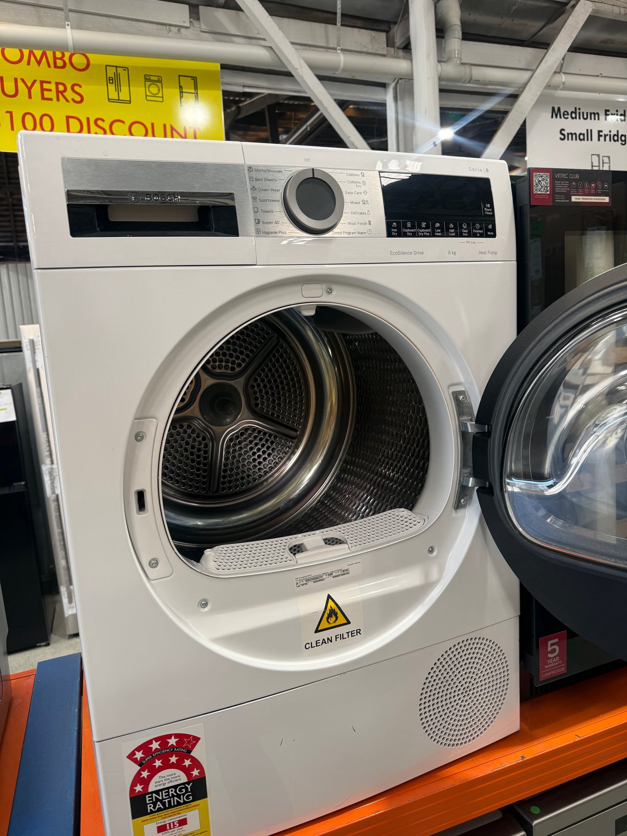 Second hand Bosch Series 8 8kg Heat Pump Dryer WQG235D8AU - Second Hand Appliances Geebung