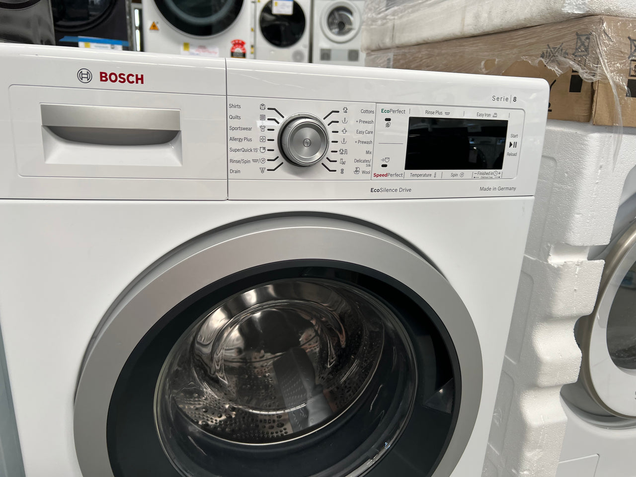 Second hand Bosch serie 8 / 8kg Front Loader WAW28441AU - Second Hand Appliances Geebung