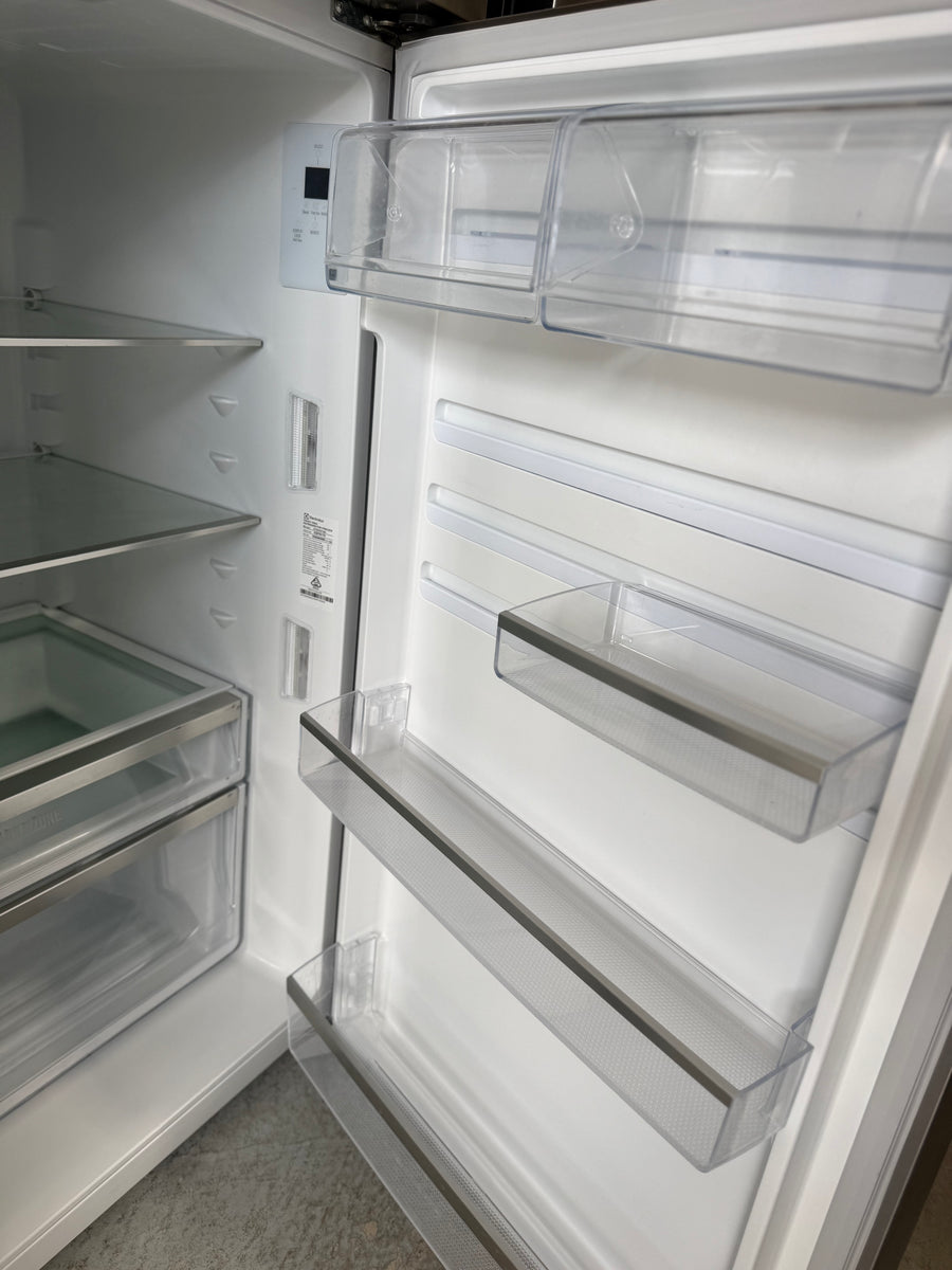 Second hand Electrolux 460L Top Mount Refrigerator – Natural Stainless Steel | ETE4607SA - Second Hand Appliances Geebung