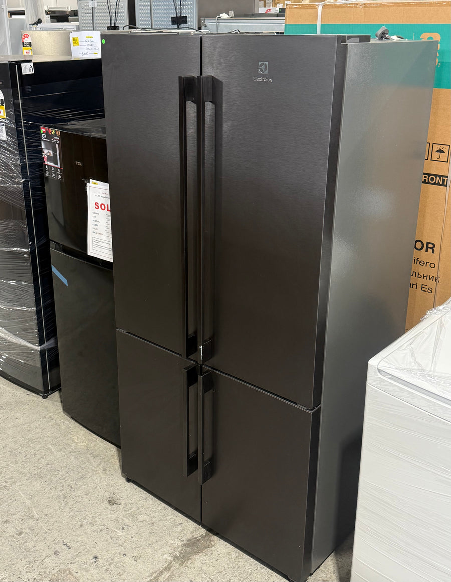 Second hand Electrolux 562L Quad Door Refrigerator – EQE5607BA - Second Hand Appliances Geebung