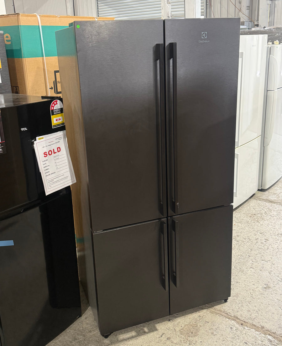 Second hand Electrolux 562L Quad Door Refrigerator – EQE5607BA - Second Hand Appliances Geebung
