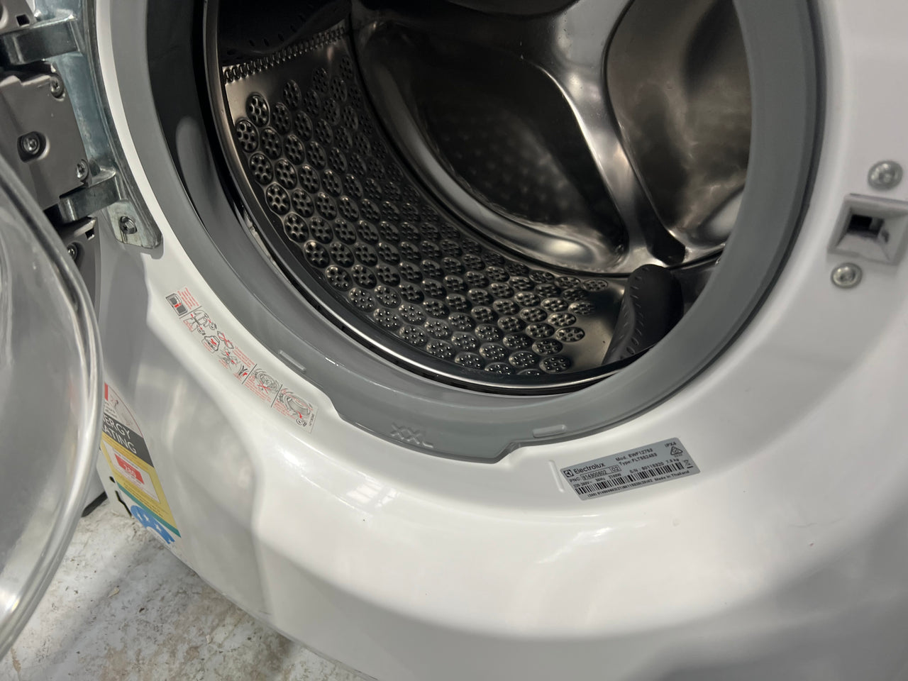 Electrolux front loader inside EWF12753