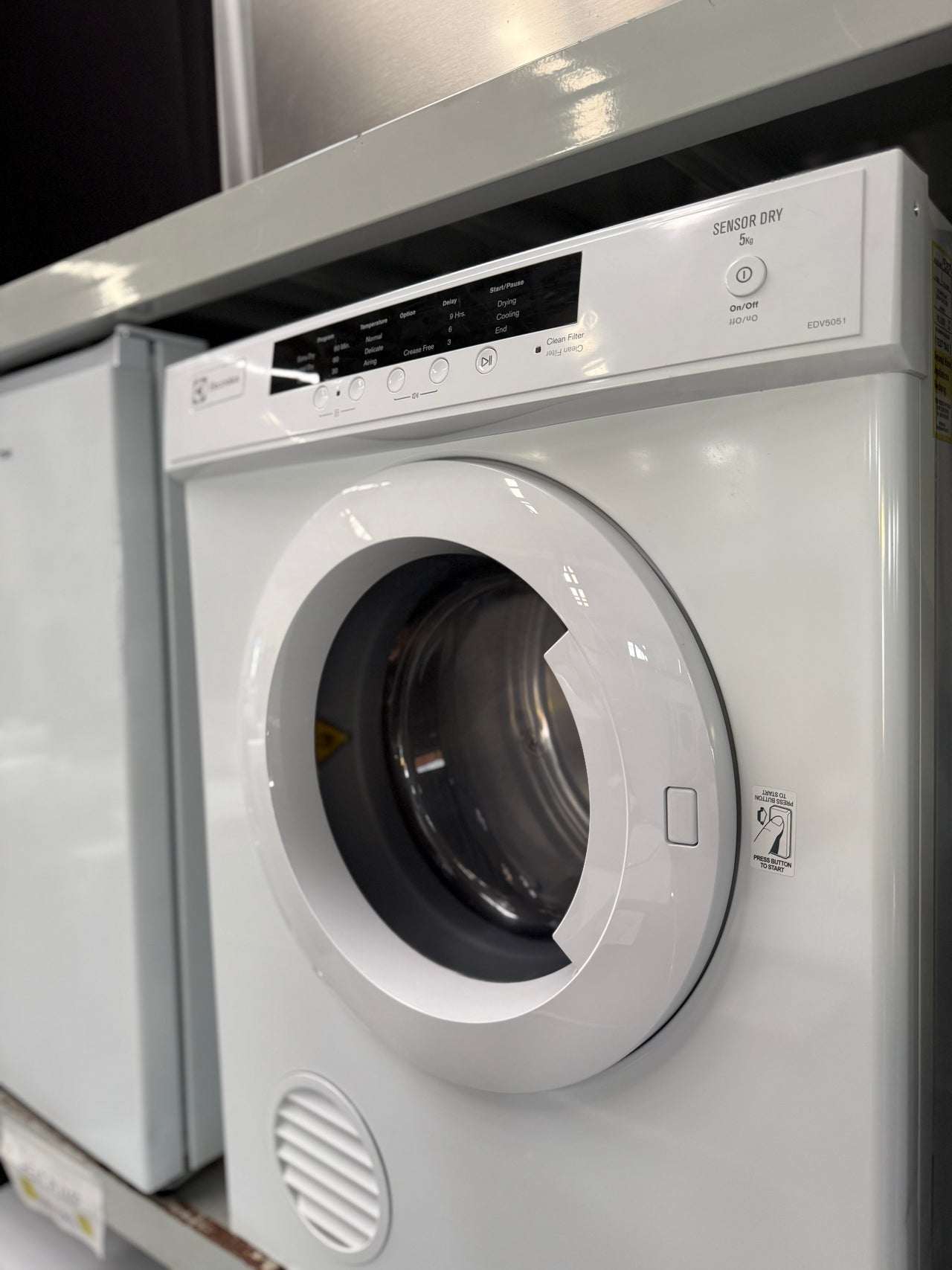 Second hand Electrolux EDV5051 5kg Dryer - Second Hand Appliances Geebung