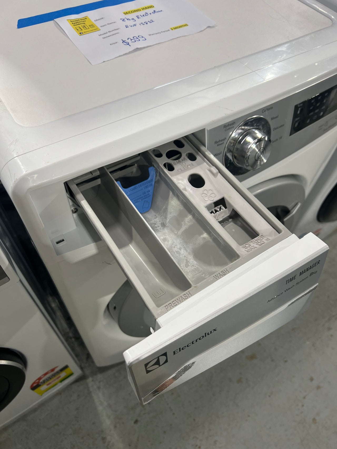 Second hand Electrolux EWF12832 8kg Front Load Washing Machine - Second Hand Appliances Geebung