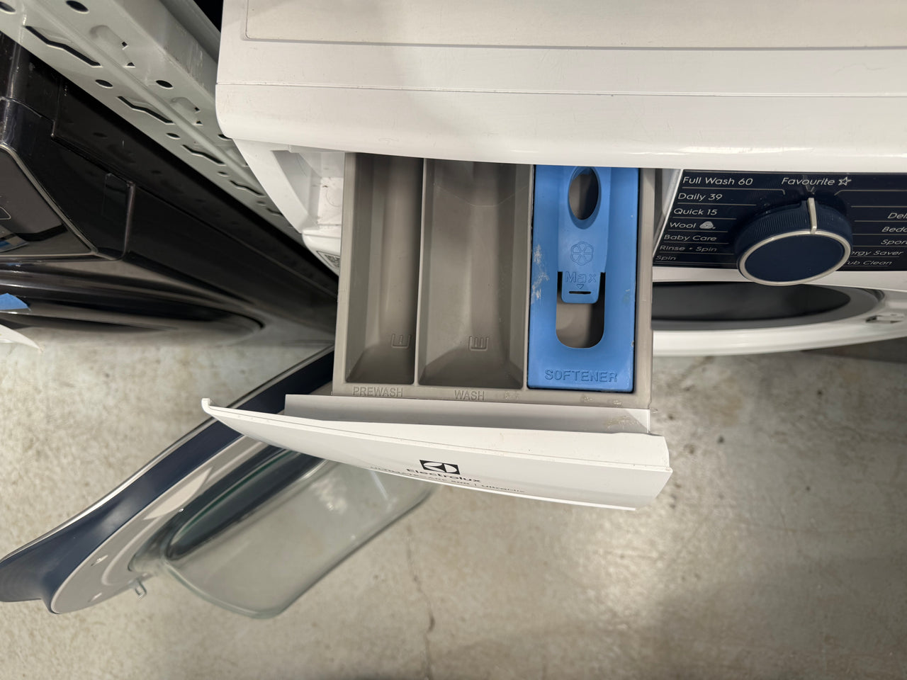 Buy Second hand Electrolux EWF9024Q5WB – 9kg Front Load Washing Machine |  | [product_variant] | Second Hand Appliances Geebung Brisbane