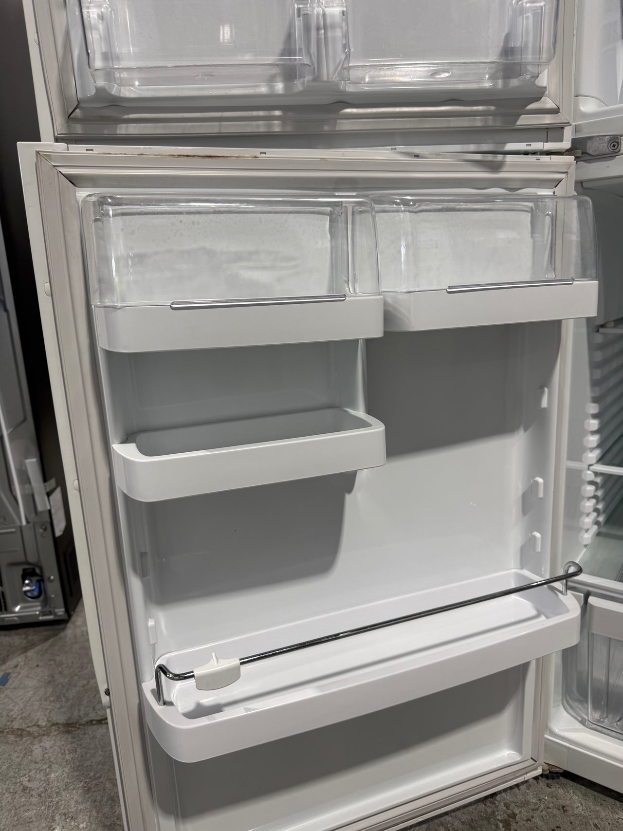 Second hand Fisher & Paykel 329L Top Mount Refrigerator –  E331T - Second Hand Appliances Geebung
