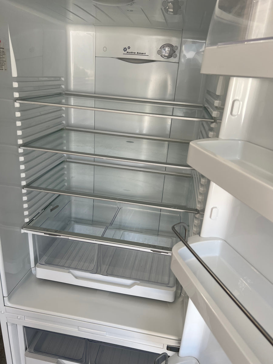Second hand 442l Fisher&Paykel E442BRE - Second Hand Appliances Geebung