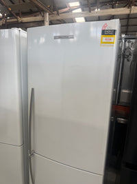 Thumbnail for Second hand Fisher & Paykel 442L Bottom Mount Refrigerator – E442BRE4 - Second Hand Appliances Geebung