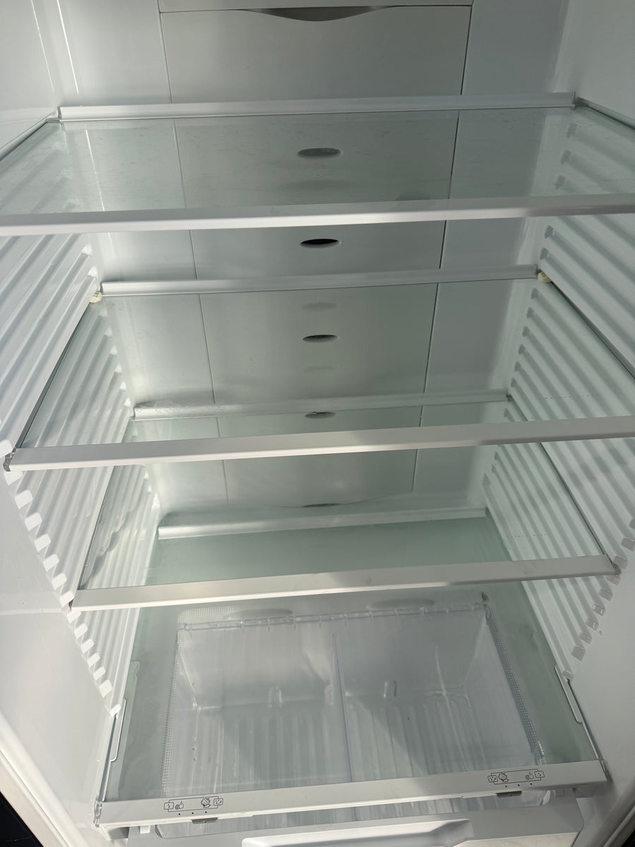 Second hand Fisher & Paykel 447L Top Mount Refrigerator – White | E440TRT3 - Second Hand Appliances Geebung