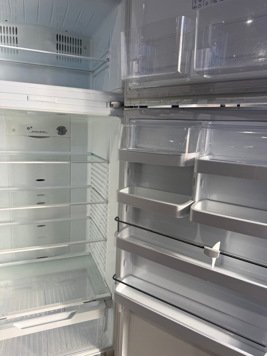 Second hand Fisher & Paykel 447L Top Mount Refrigerator – White | E440TRT3 - Second Hand Appliances Geebung