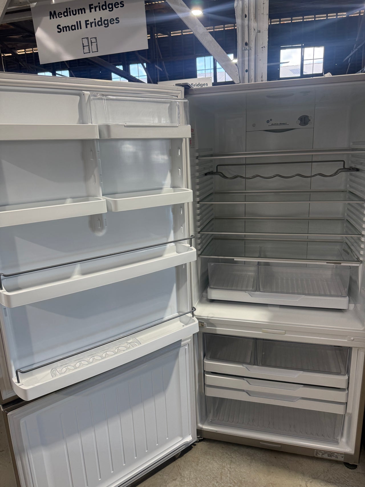 Second hand Fisher &  Paykel 519L Bottom Mount Refrigerator – E522BLXFD - Second Hand Appliances Geebung