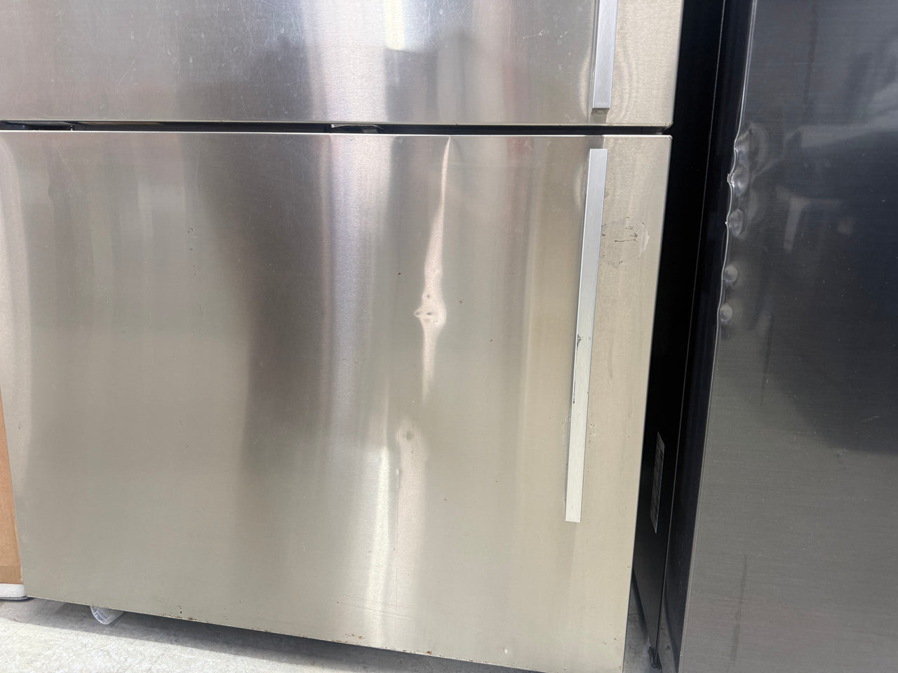 Second hand Fisher &  Paykel 519L Bottom Mount Refrigerator – E522BLXFD - Second Hand Appliances Geebung