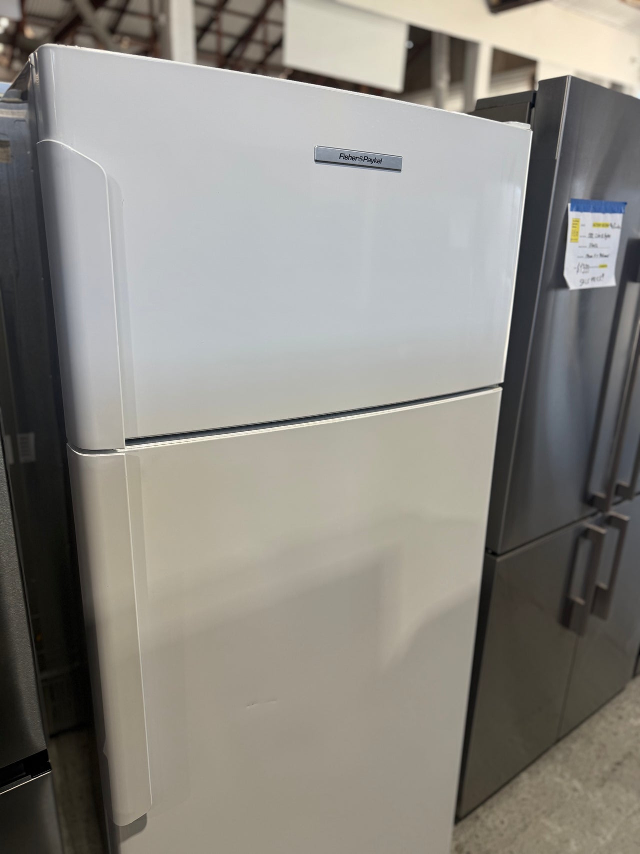 Second hand Fisher & Paykel 519L Top Mount Refrigerator – White  Model: E521TRT3 - Second Hand Appliances Geebung