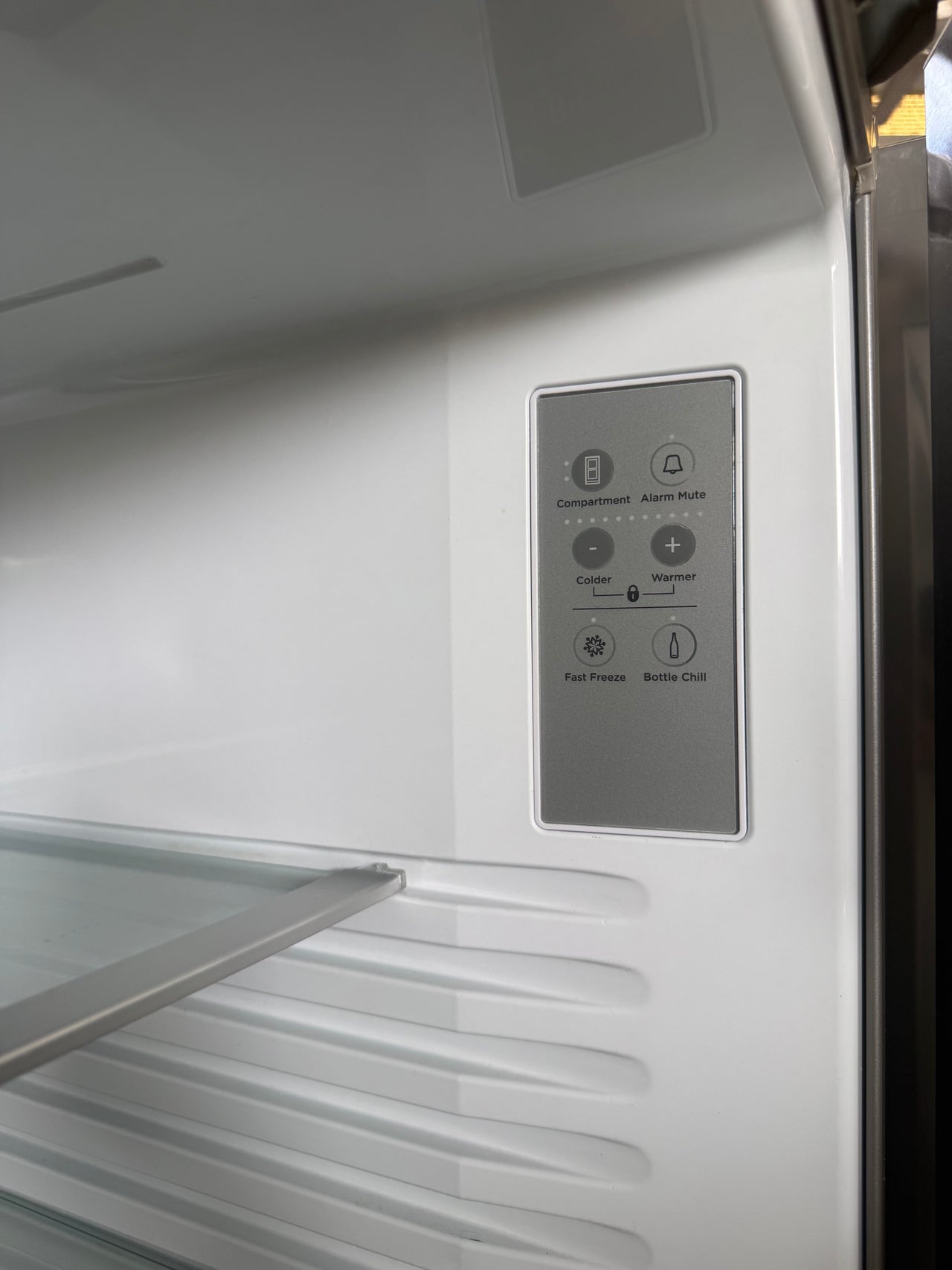 Second hand Fisher & Paykel 569l French Door Fridge – RF610ADX5 - Second Hand Appliances Geebung