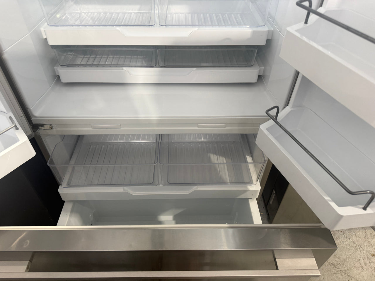 Second hand Fisher & Paykel 569l French Door Fridge – RF610ADX5 - Second Hand Appliances Geebung
