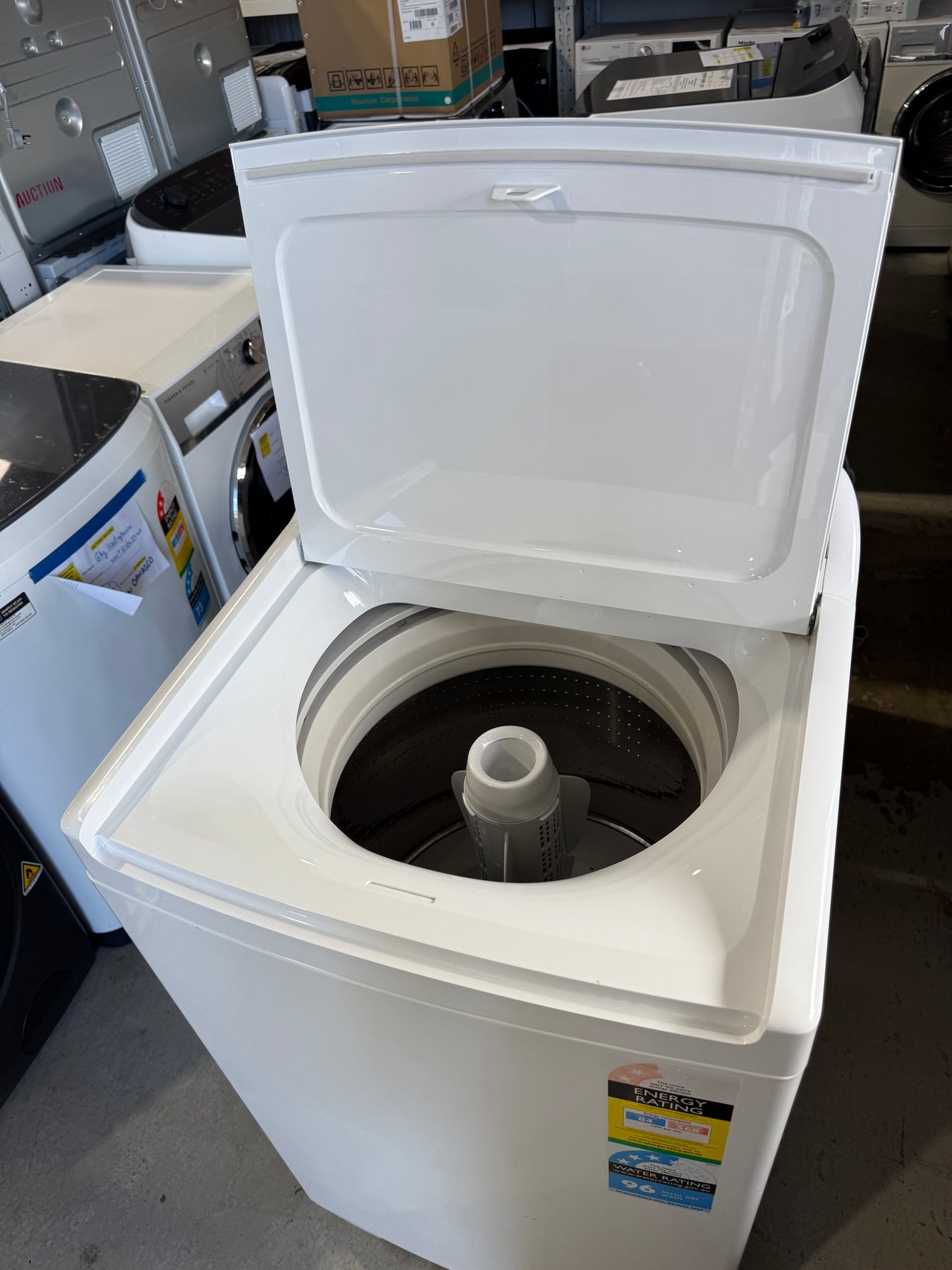 Second hand Fisher & Paykel 8.5kg Top Load Washing Machine – White WA8560G1 - Second Hand Appliances Geebung