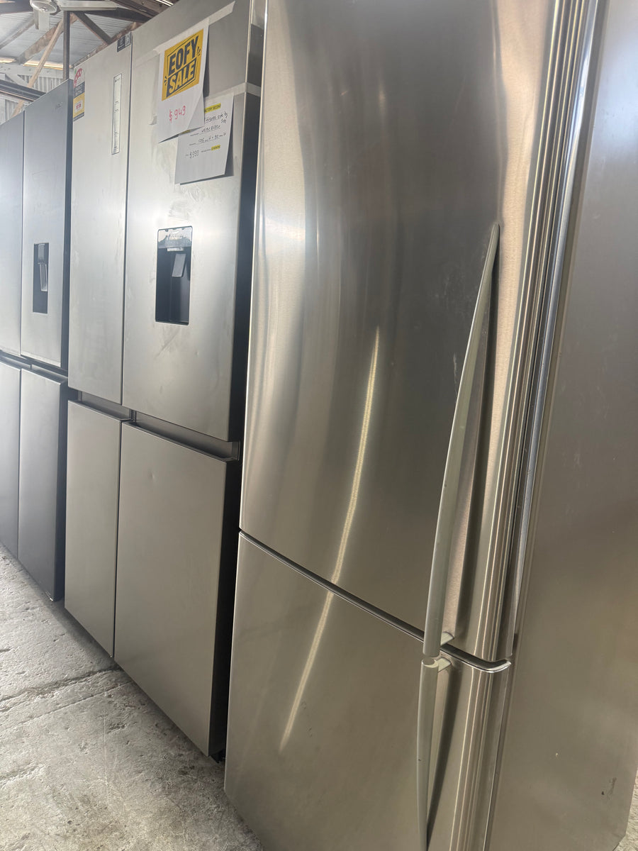 Second hand Fisher & Paykel E402BRX4 403L bottom mount refrigerator - Second Hand Appliances Geebung