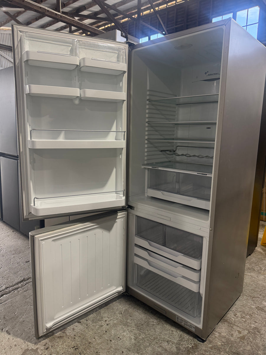 Second hand Fisher & Paykel E402BRX4 403L bottom mount refrigerator - Second Hand Appliances Geebung