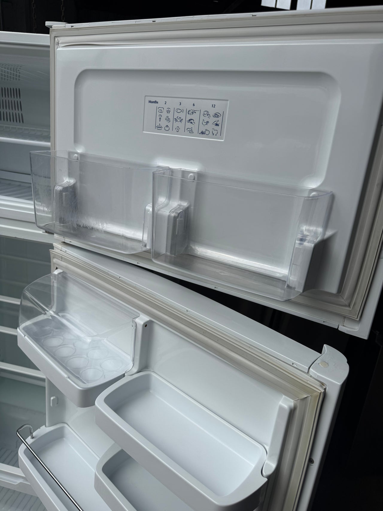 Second hand Fisher & Paykel E440T 447L Top Mount Fridge - Second Hand Appliances Geebung