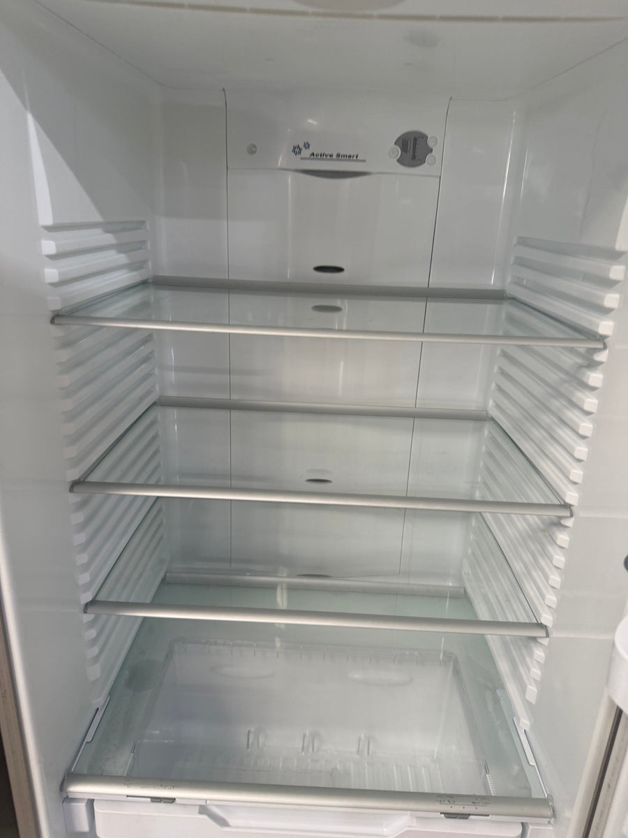 Second hand Fisher & Paykel E440TRX3 447L Top Mount Fridge - Second Hand Appliances Geebung