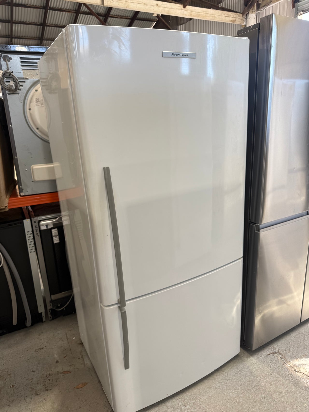 Second hand Fisher & Paykel E522BRE 519 L ActiveSmart™ Bottom-Mount Fridge - Second Hand Appliances Geebung