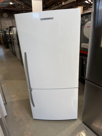 Thumbnail for Second hand Fisher & Paykel E522BRE 519 L ActiveSmart™ Bottom-Mount Fridge - Second Hand Appliances Geebung