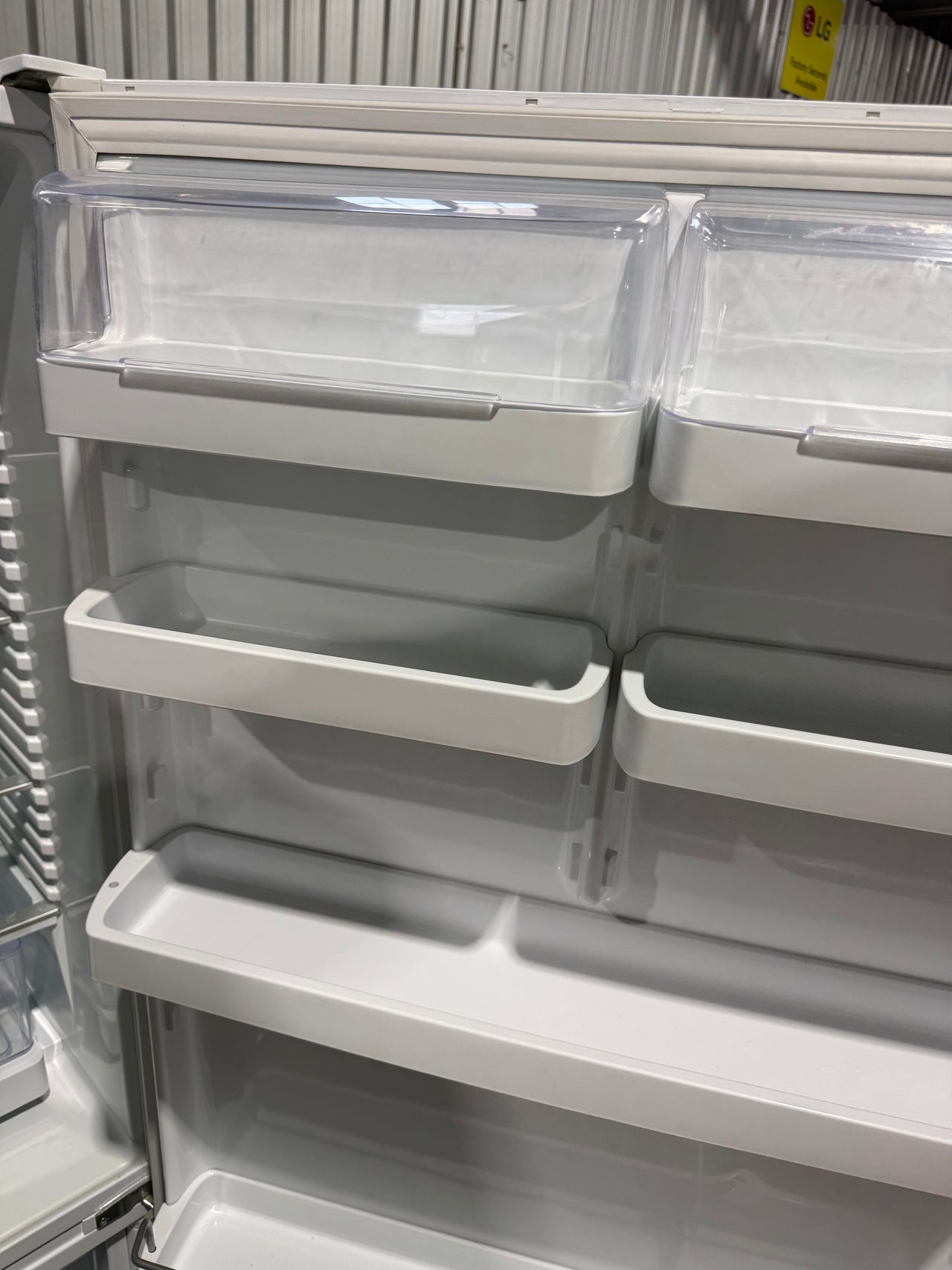 Second hand Fisher & Paykel E522BRE 519L Bottom Mount Fridge – White - Second Hand Appliances Geebung