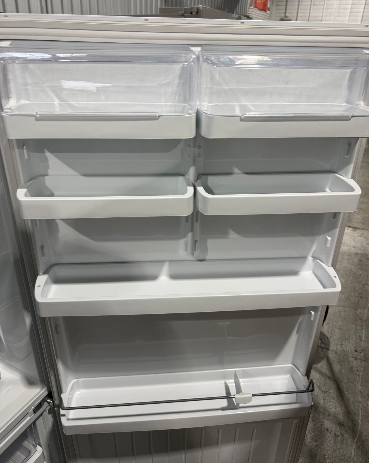 Second hand Fisher & Paykel E522BRE 519L Bottom Mount Fridge – White - Second Hand Appliances Geebung