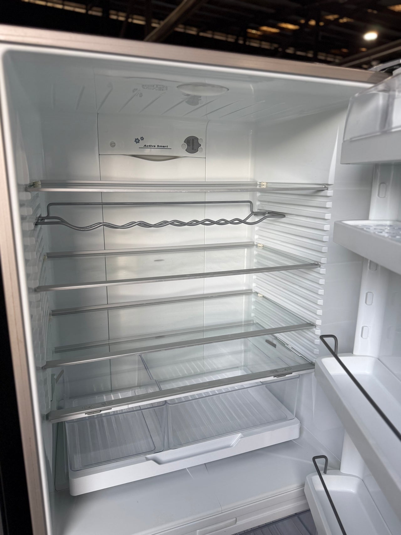 Second hand  Fisher & Paykel E522BRX 519L bottom-freezer refrigerator - Second Hand Appliances Geebung
