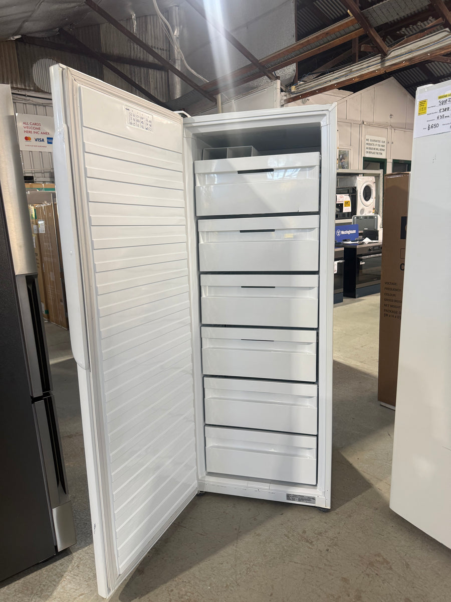 Second hand Fisher & Paykel N388 389L Upright Freezer – White - Second Hand Appliances Geebung