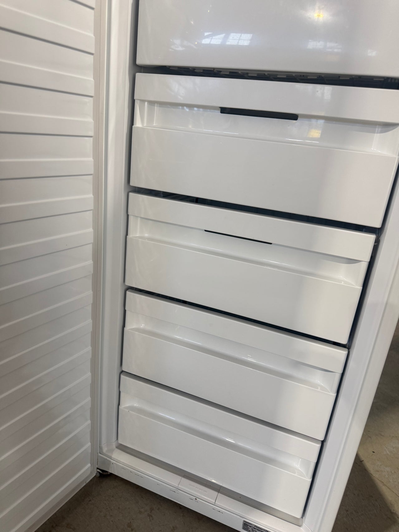 Second hand Fisher & Paykel N388 389L Upright Freezer – White - Second Hand Appliances Geebung