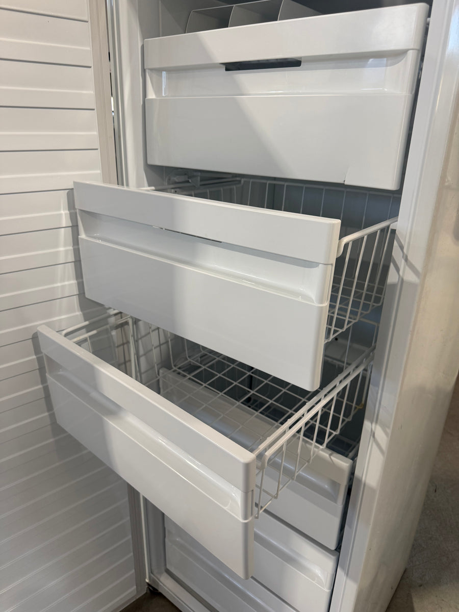 Second hand Fisher & Paykel N388 389L Upright Freezer – White - Second Hand Appliances Geebung