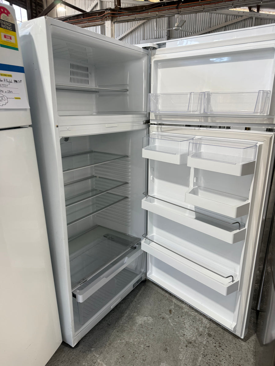 Second hand Fisher&Paykel RF521TRPW6 517-liter top-mount refrigerator - Second Hand Appliances Geebung