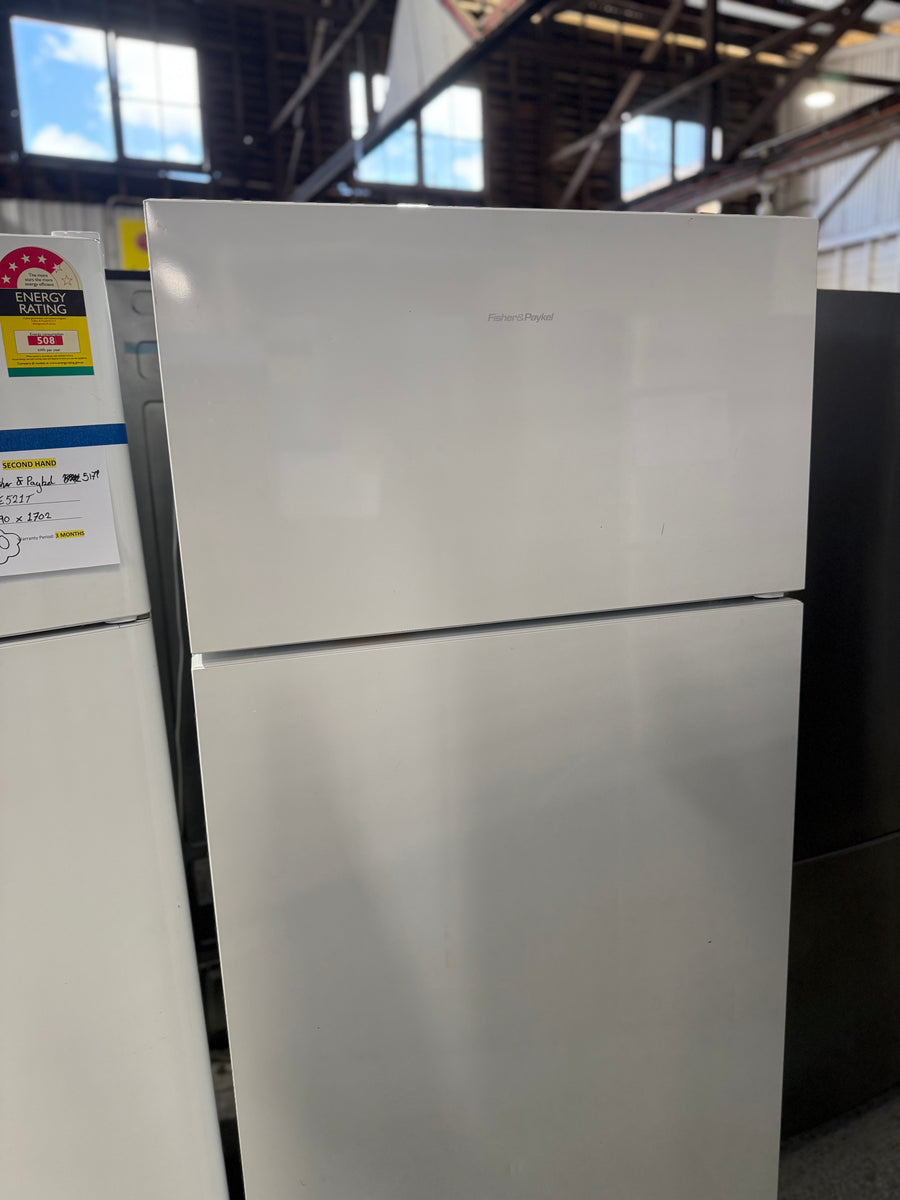 Second hand Fisher&Paykel RF521TRPW6 517-liter top-mount refrigerator - Second Hand Appliances Geebung