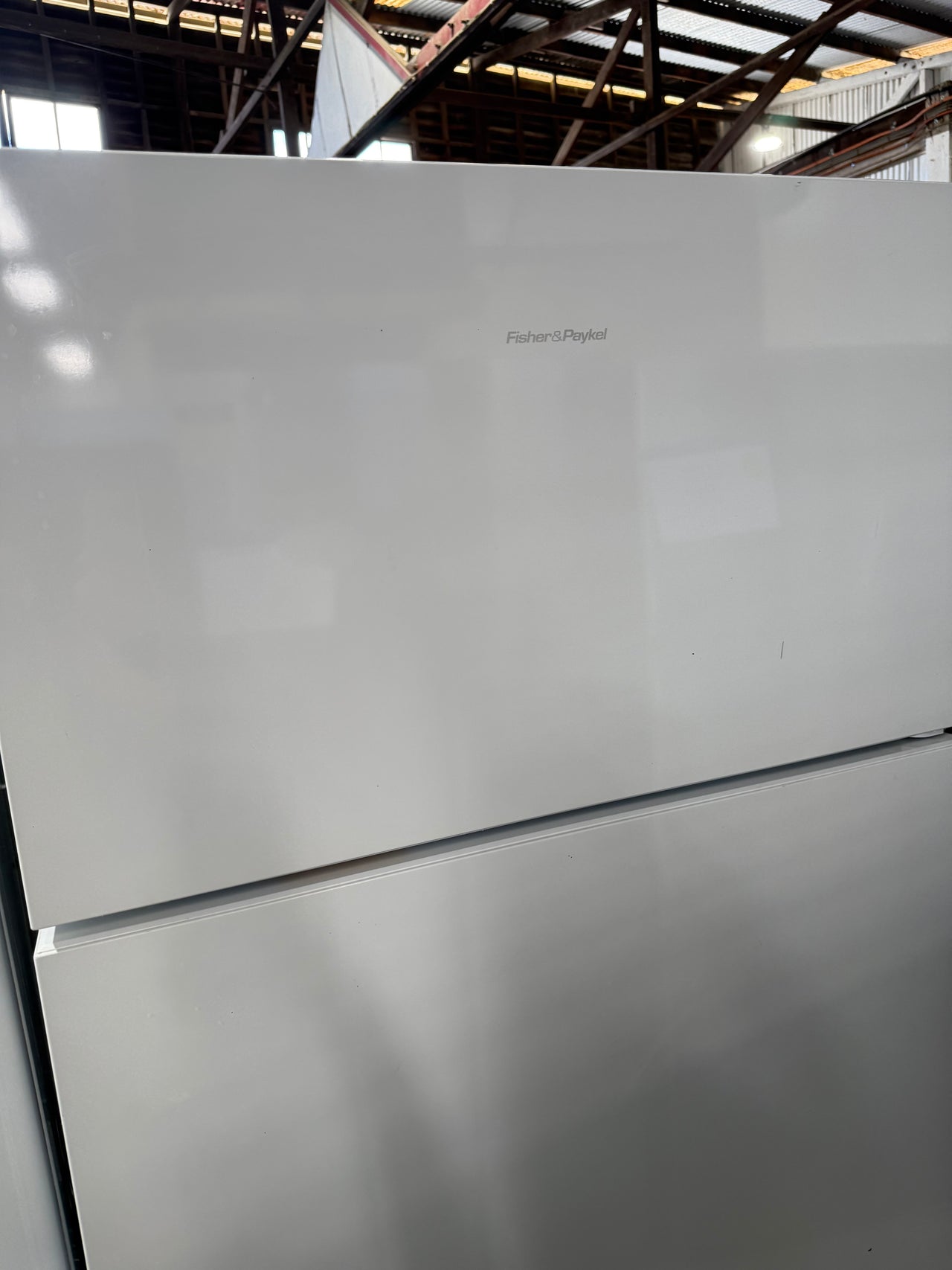 Second hand Fisher&Paykel RF521TRPW6 517-liter top-mount refrigerator - Second Hand Appliances Geebung