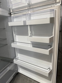 Thumbnail for Second hand Fisher&Paykel RF521TRPW6 517-liter top-mount refrigerator - Second Hand Appliances Geebung