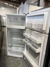 Thumbnail for Second hand Fisher&Paykel RF521TRPW6 517-liter top-mount refrigerator - Second Hand Appliances Geebung