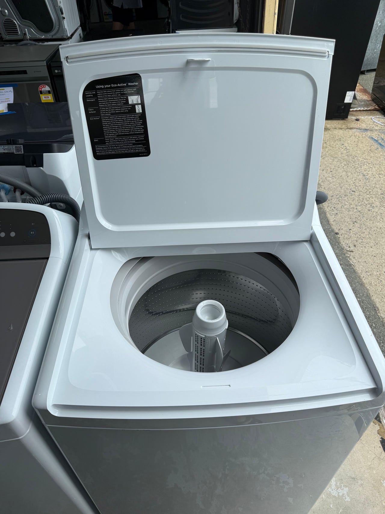 Second hand Fisher & Paykel WA1068P1  10kg top-loading washing machine - Second Hand Appliances Geebung