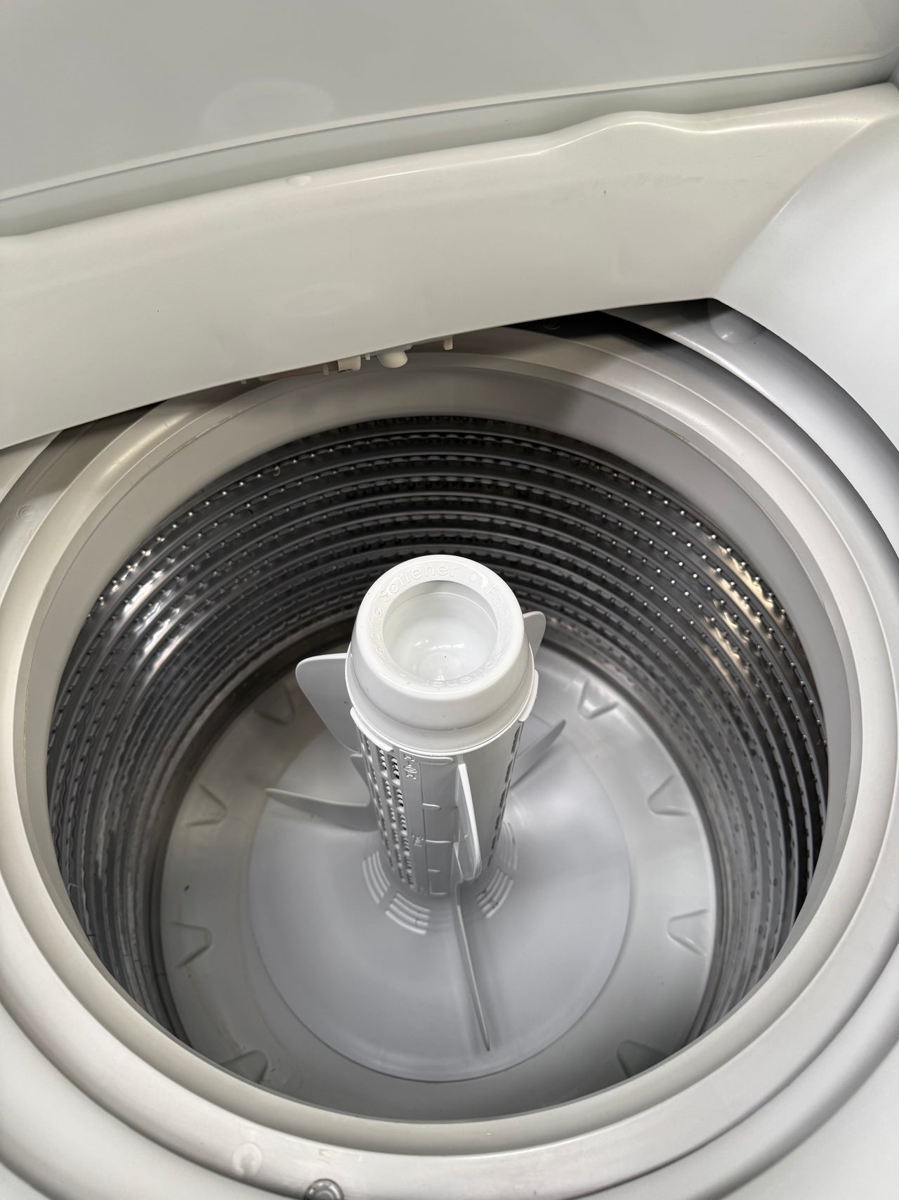 Second hand Fisher & Paykel WA80T65GW1 8kg Top Load Washing Machine Model Number: WA80T65GW1 - Second Hand Appliances Geebung