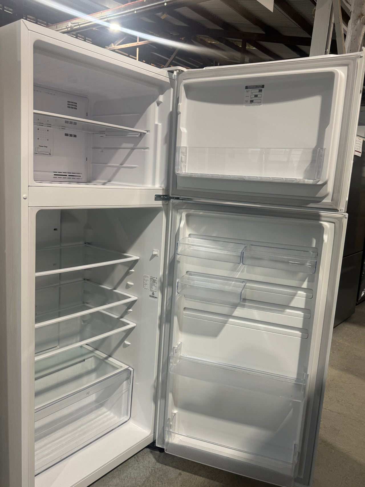 Second hand Kelvinator 460l top mounted fridge freezer KTM4602WA - Second Hand Appliances Geebung