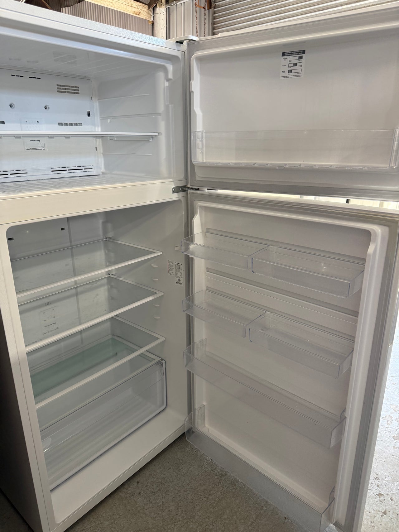 Second hand Kelvinator 536L Top Mount Refrigerator MODEL NO: KTM5402WA - Second Hand Appliances Geebung