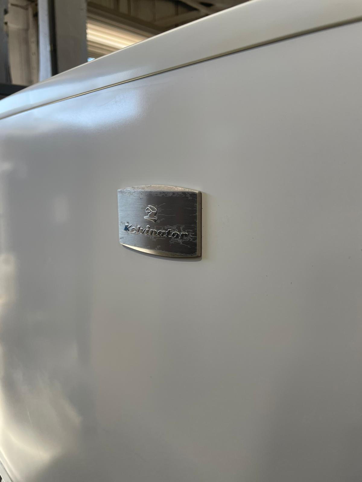 Second hand Kelvinator KTM4200WB – 420L Top Mount Refrigerator - Second Hand Appliances Geebung