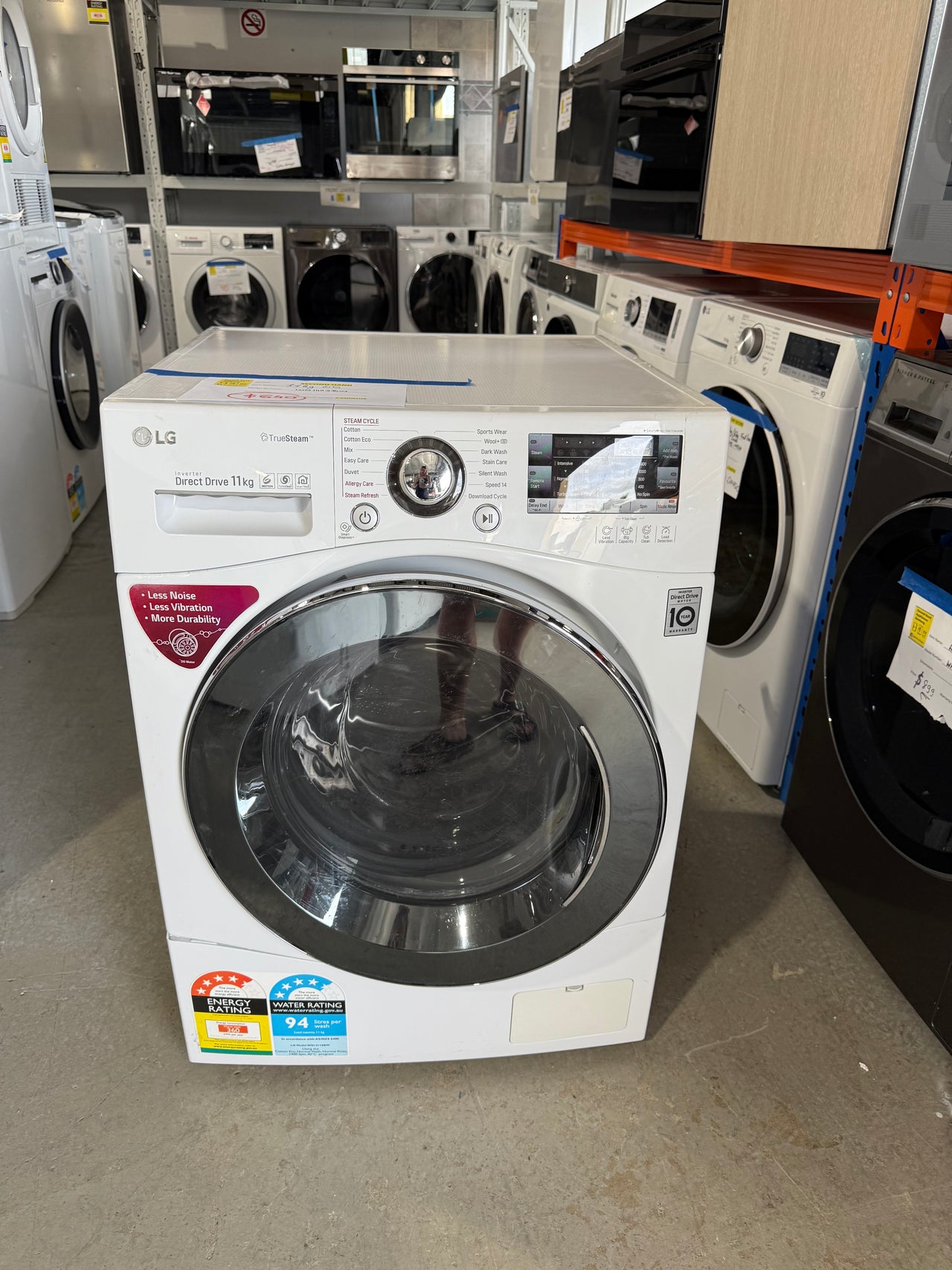 Second hand LG 11kg Front Load Washing Machine with TrueSteam Model: WD1411SBW - Second Hand Appliances Geebung