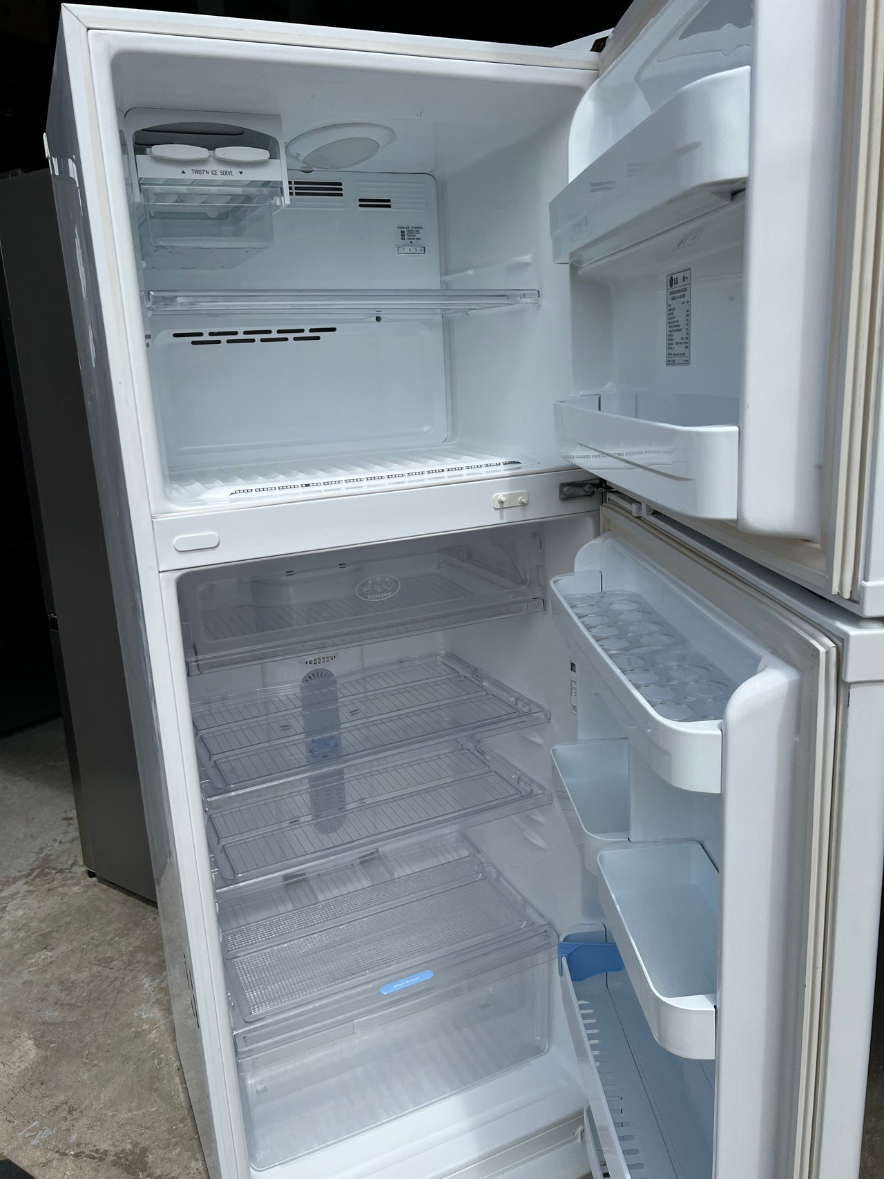 Second hand LG 392L Fridge Freezer GR-432SF - Second Hand Appliances Geebung