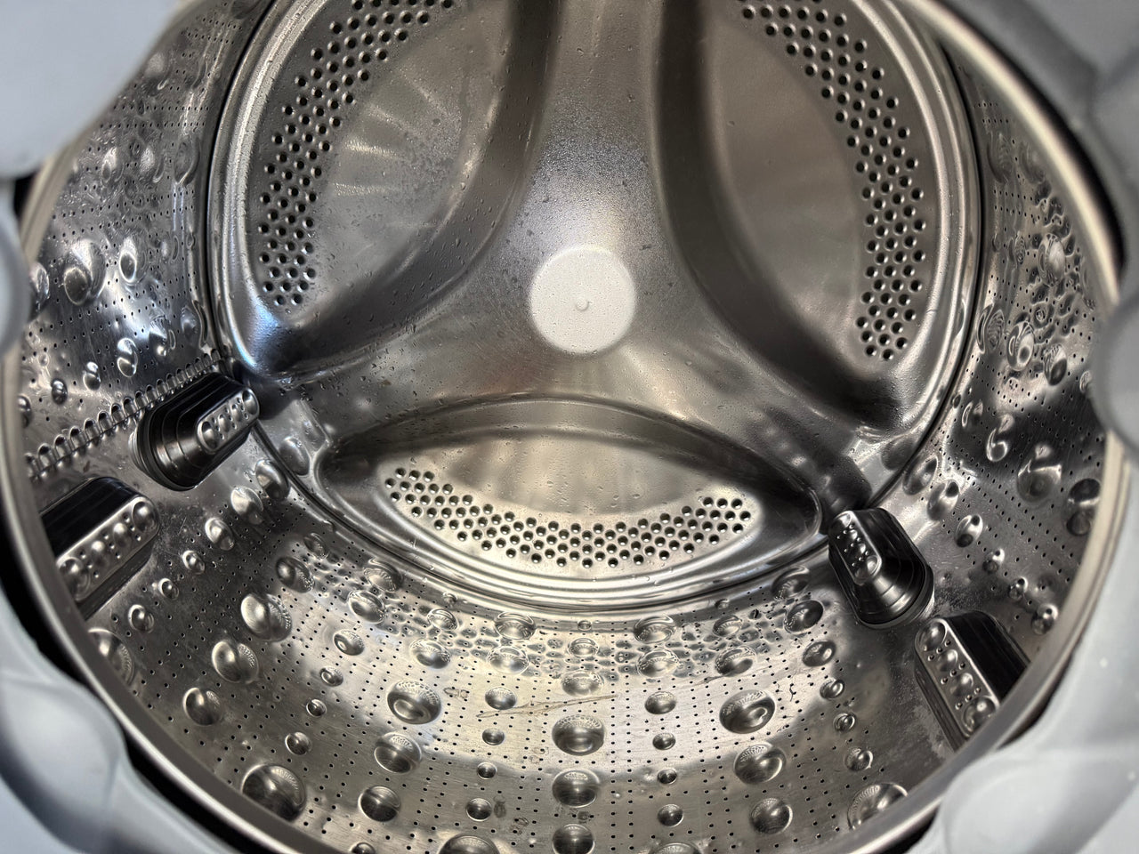 Second hand LG 9 kg Series 5 Front Load Washing Machine – WV5-1409W - Second Hand Appliances Geebung