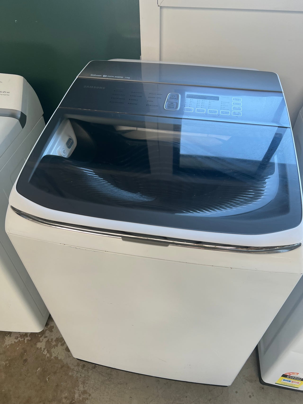 Second hand Samsung 11kg Activ DualWash™ Top Load Washer Model: WA11M8700GW - Second Hand Appliances Geebung
