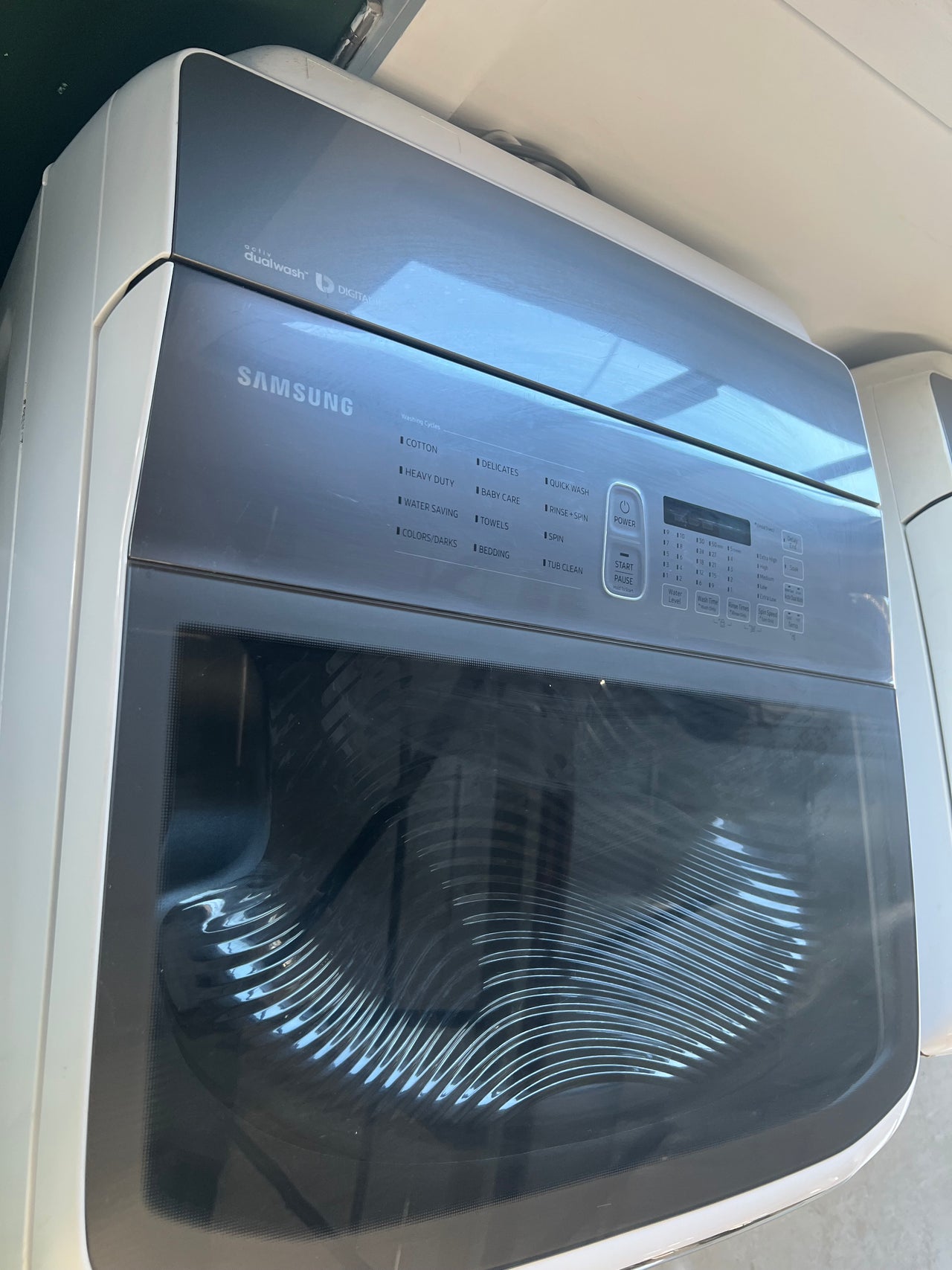 Second hand Samsung 11kg Activ DualWash™ Top Load Washer Model: WA11M8700GW - Second Hand Appliances Geebung