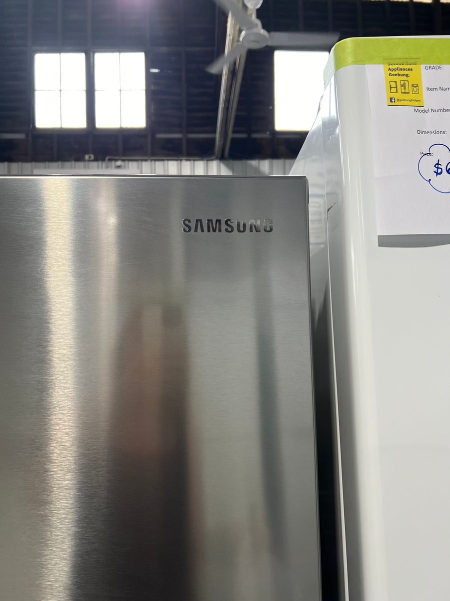 Second hand Samsung 320L Top Mount Fridge SR320MLS - Second Hand Appliances Geebung
