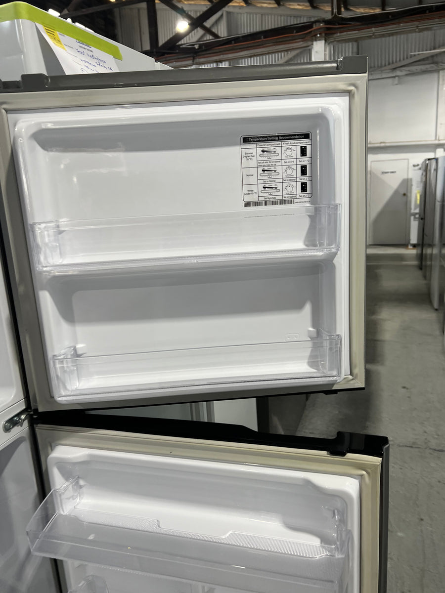 Second hand Samsung 320L Top Mount Fridge SR320MLS - Second Hand Appliances Geebung