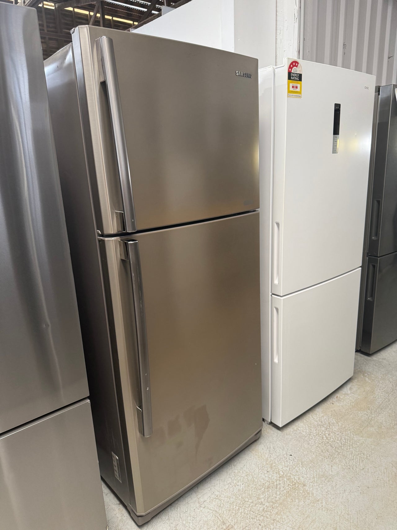 Second hand Samsung 434l Top mounted refrigerator Samsung SR434MNP - Second Hand Appliances Geebung